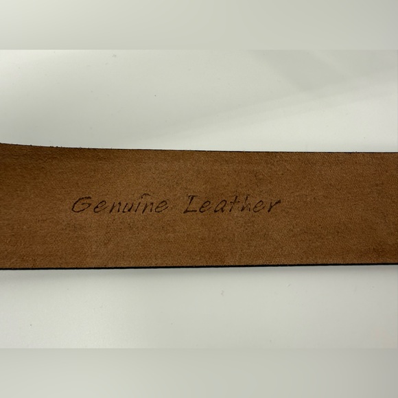 Heart Buckle Brown Leather Belt - Picture 4 of 5